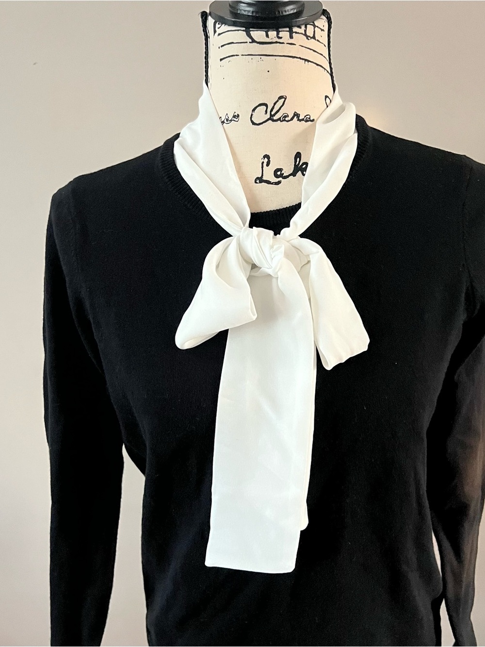 CeCe Black Long-Sleeve Crew Sweater with White Tie-Neck ladies size xs - Picture 2 of 8